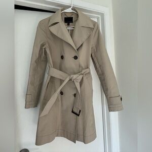 Banana Republic Beige Double-Breasted Trench Coat